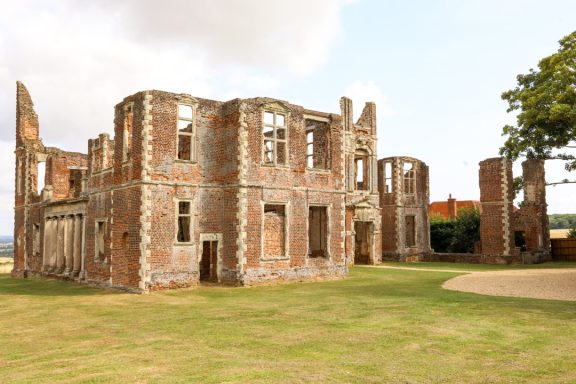 Houghton House