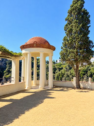 Linnaeus Temple